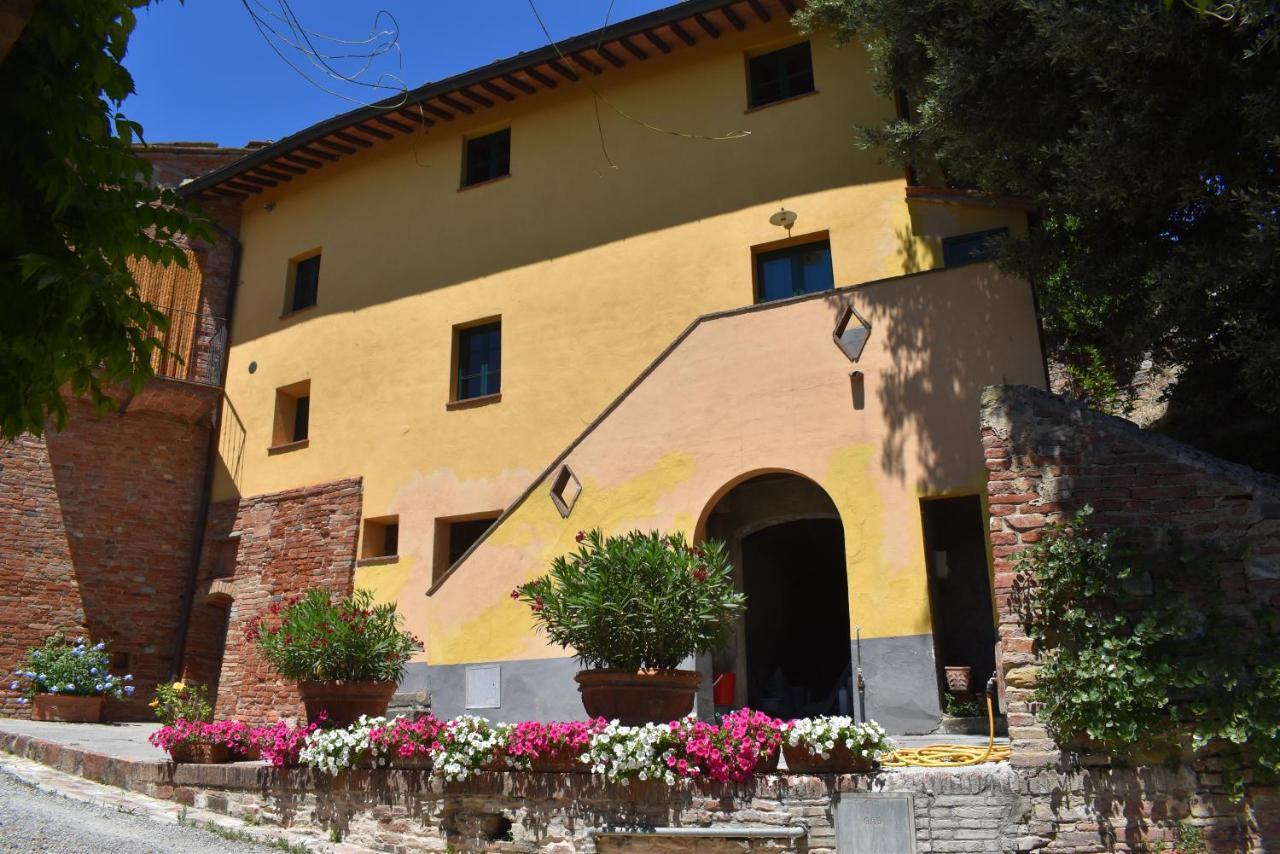 Hostal Borgo Fajani Terricciola Exterior foto