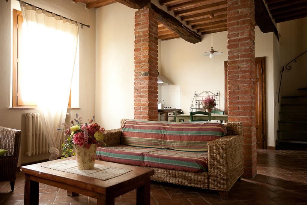 Hostal Borgo Fajani Terricciola Exterior foto