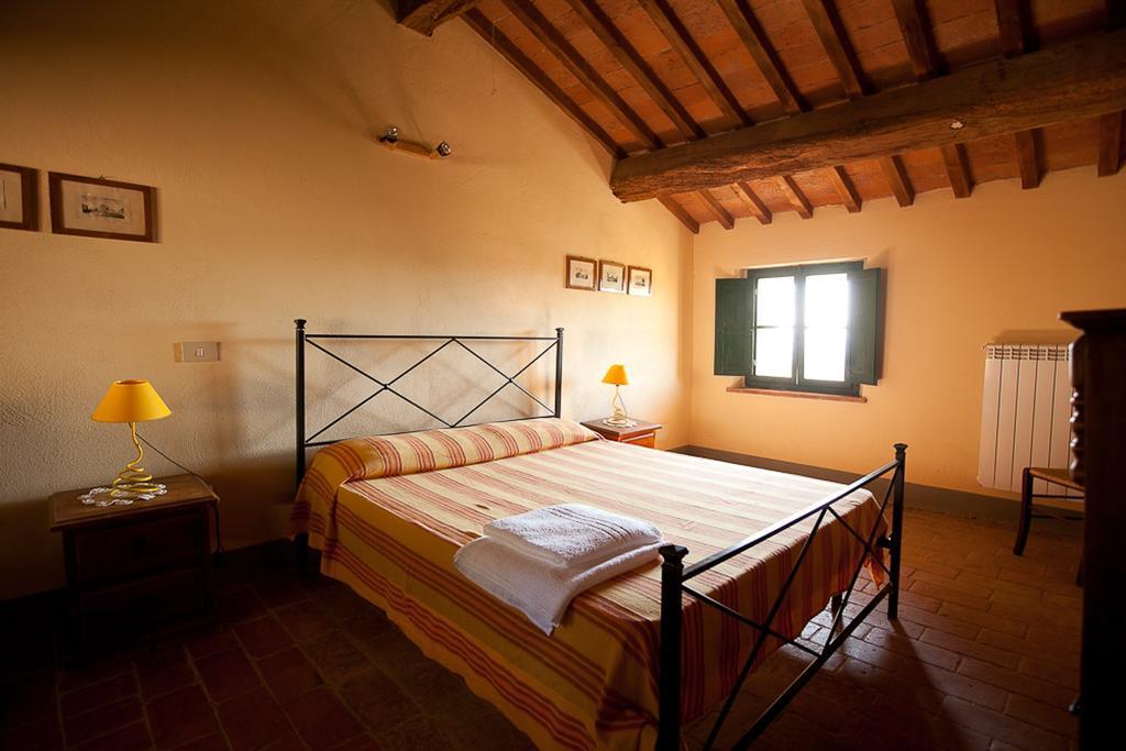 Hostal Borgo Fajani Terricciola Exterior foto