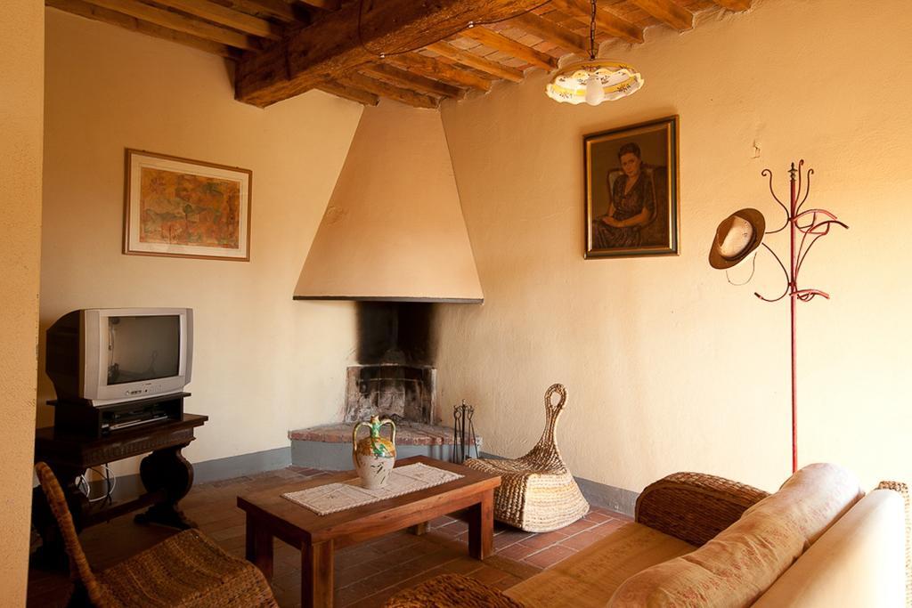 Hostal Borgo Fajani Terricciola Exterior foto