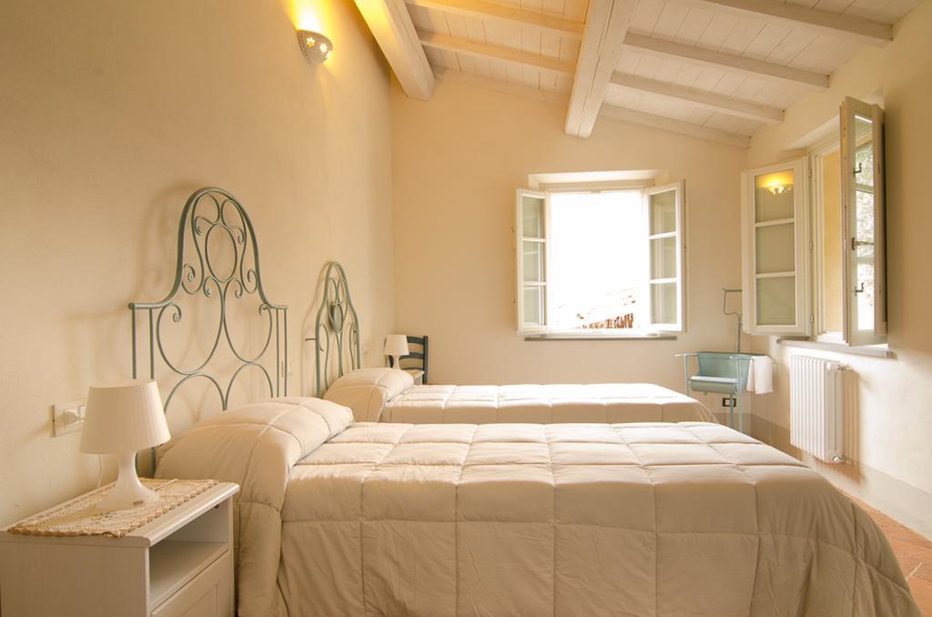 Hostal Borgo Fajani Terricciola Exterior foto