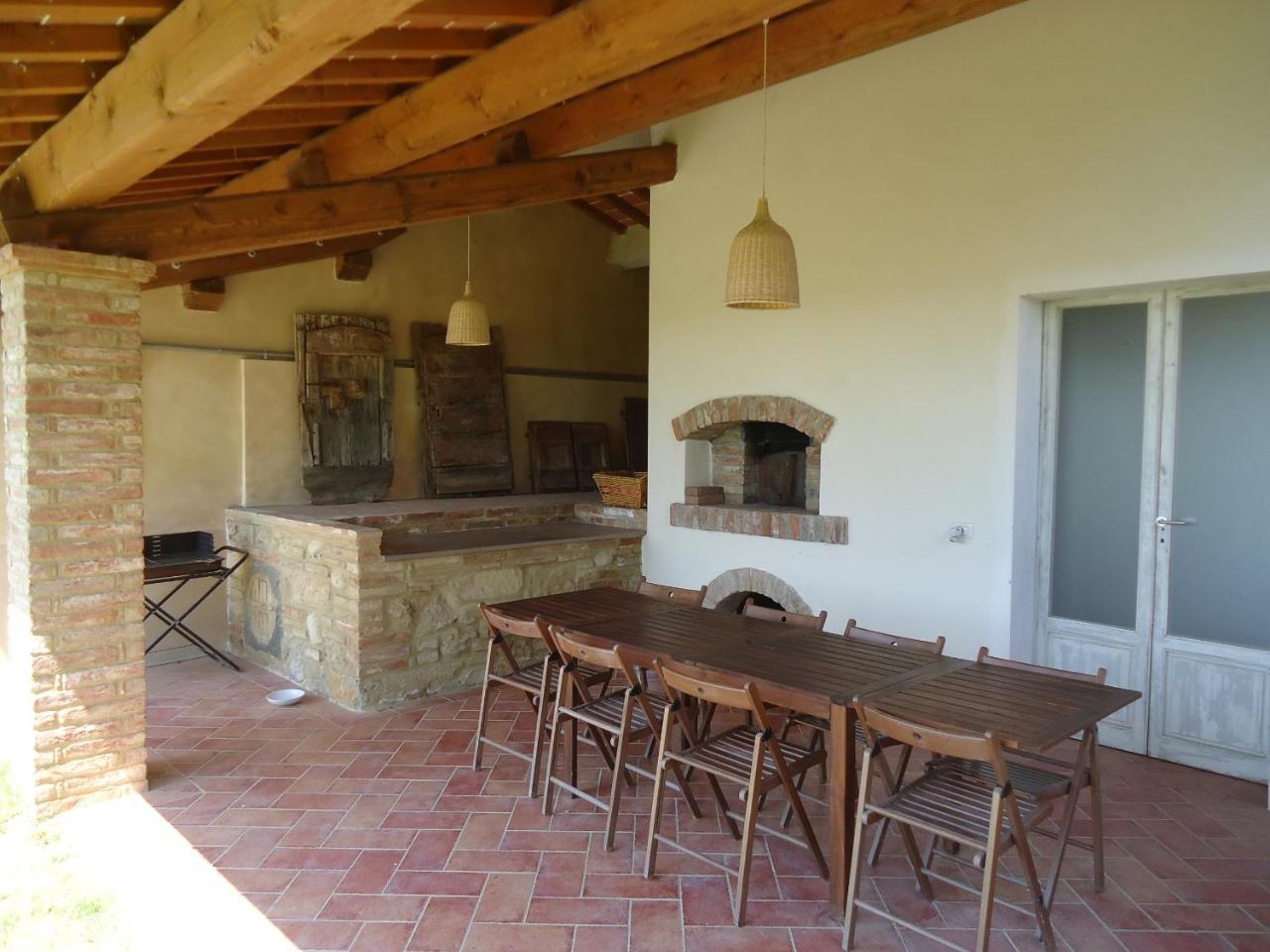 Hostal Borgo Fajani Terricciola Exterior foto